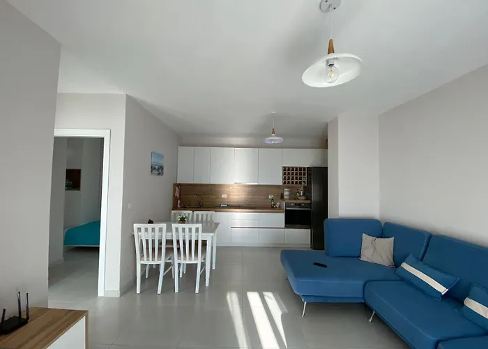 Avenir Apartment